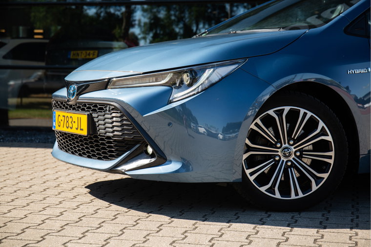 Vehicle Image 4