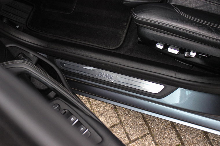 Vehicle Image 35