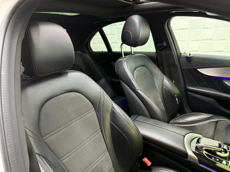 Vehicle Image 39
