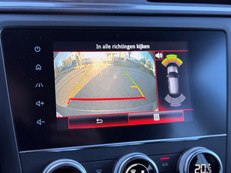 Vehicle Image 19