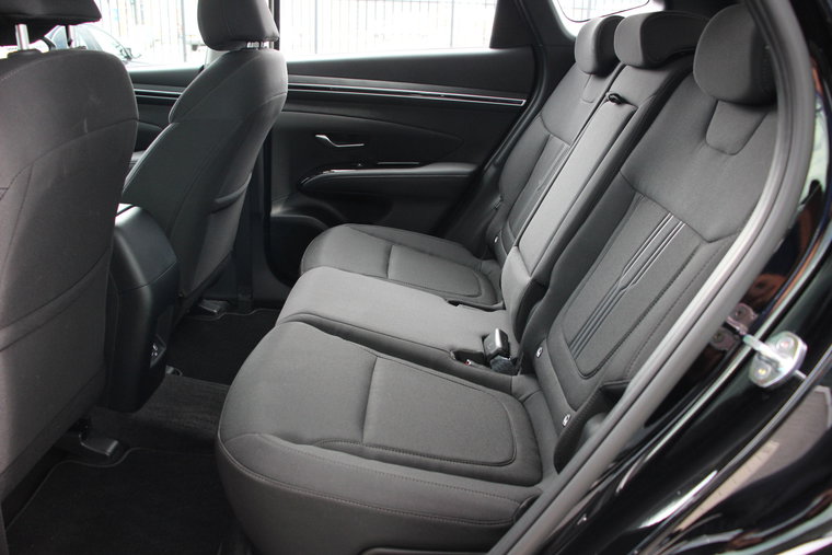 Vehicle Image 15