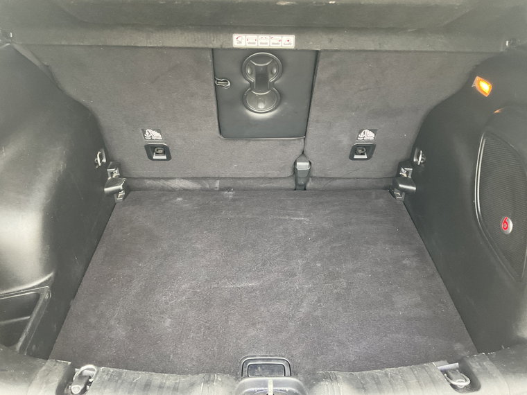 Vehicle Image 33
