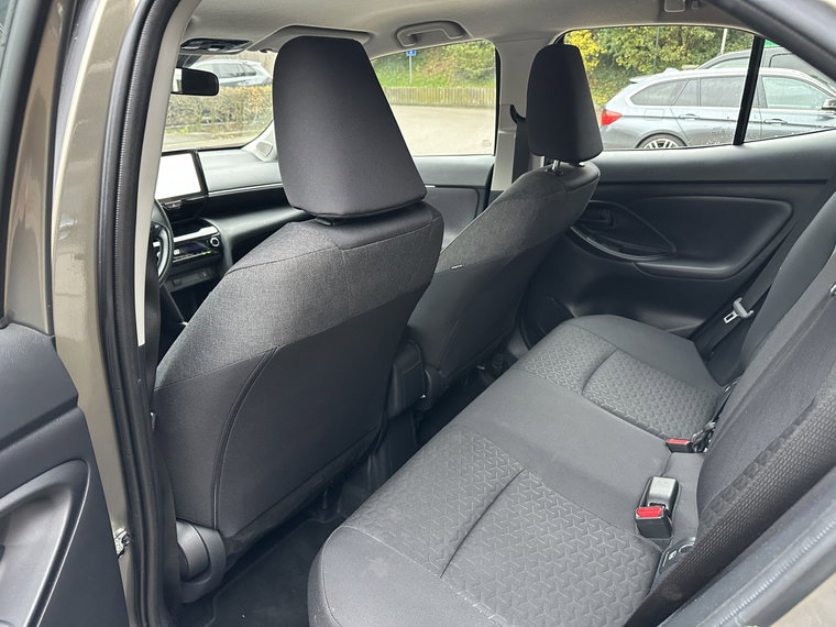 Vehicle Image 23