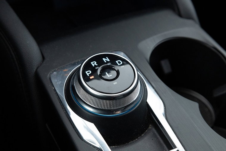Vehicle Image 13