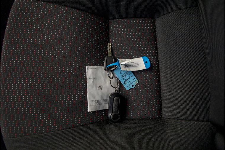 Vehicle Image 37