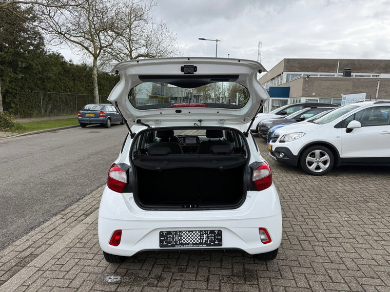 Vehicle Image 23
