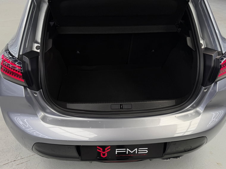 Vehicle Image 37