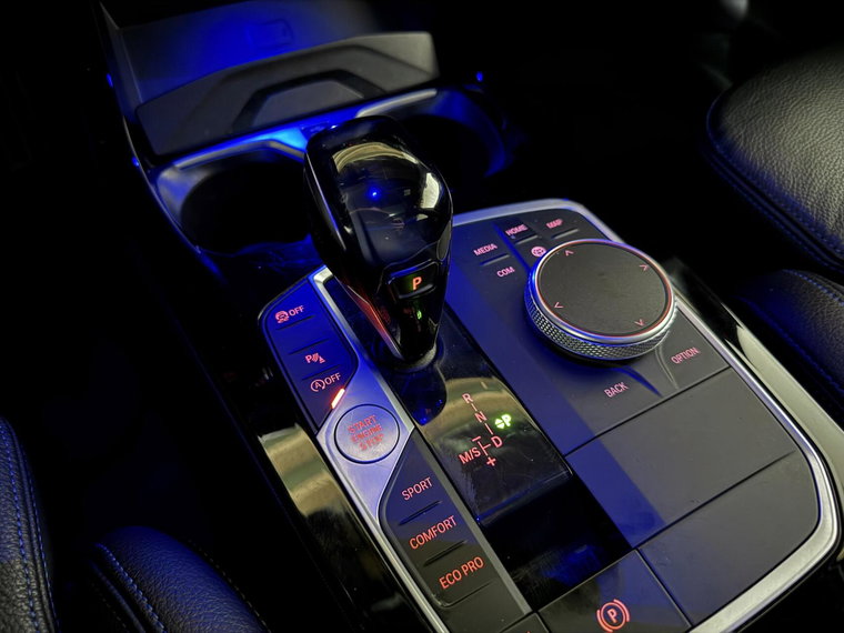 Vehicle Image 53