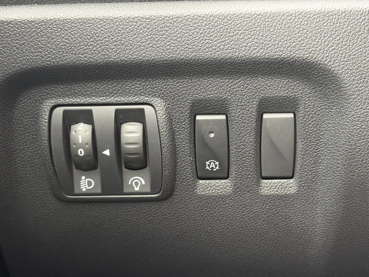 Vehicle Image 29