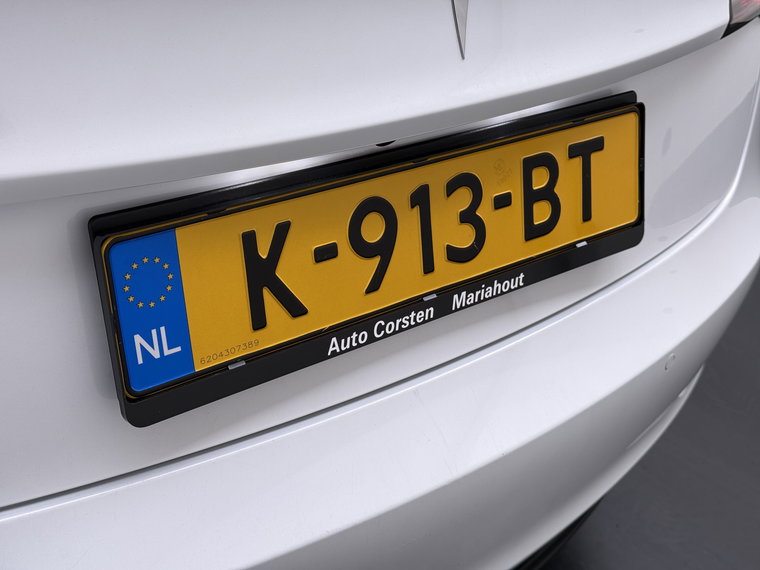Vehicle Image 38