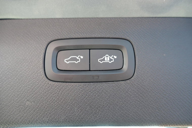 Vehicle Image 28