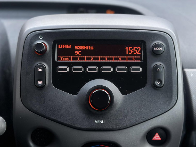 Vehicle Image 15