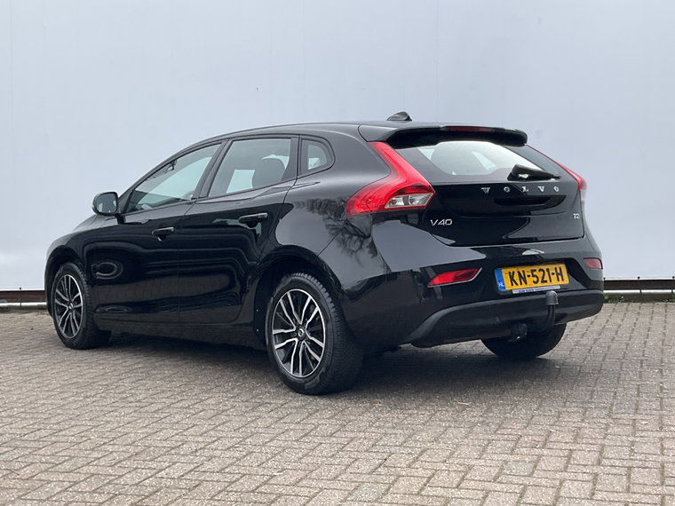 Vehicle Image 32