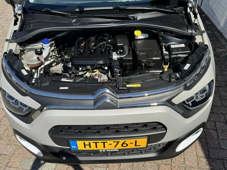Vehicle Image 36