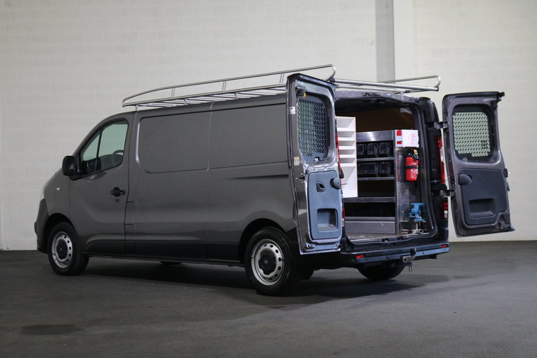 Vehicle Image 12
