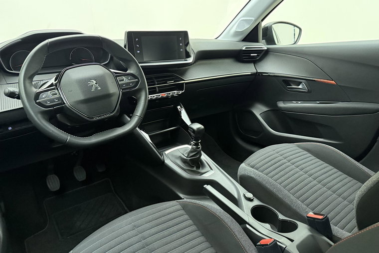 Vehicle Image 15