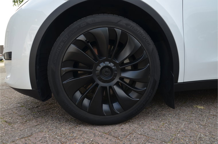 Vehicle Image 32