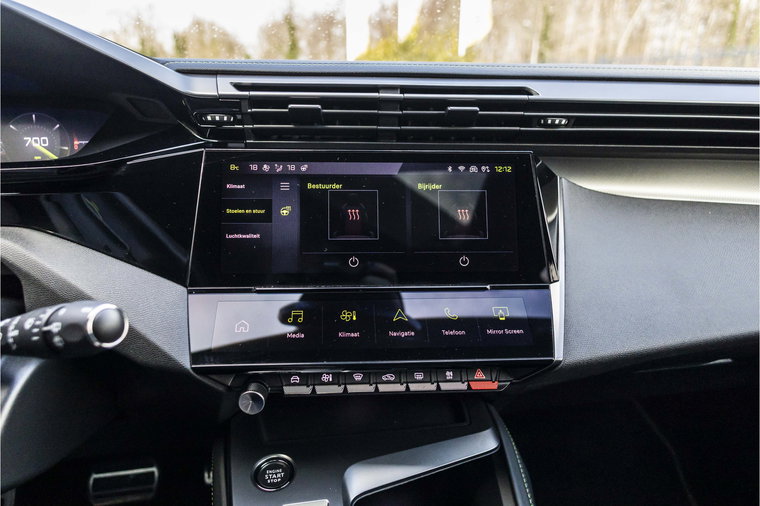Vehicle Image 35