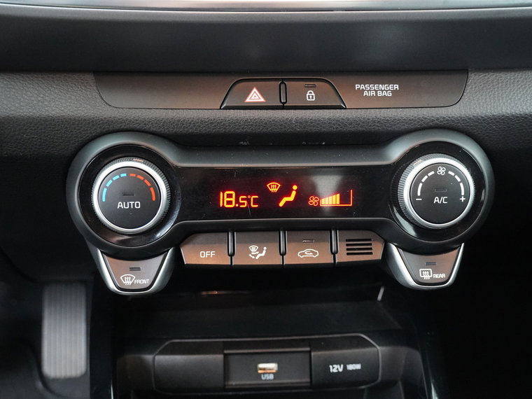 Vehicle Image 33