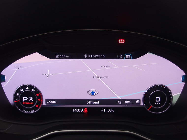 Vehicle Image 30