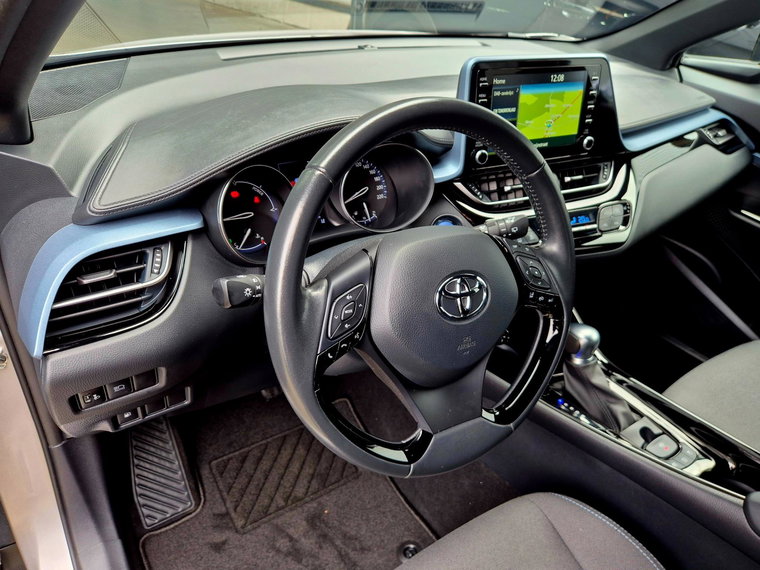 Vehicle Image 19