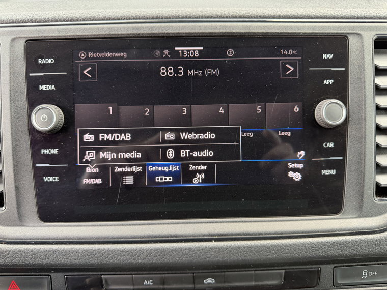 Vehicle Image 42