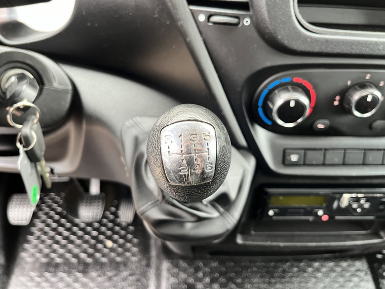 Vehicle Image 28