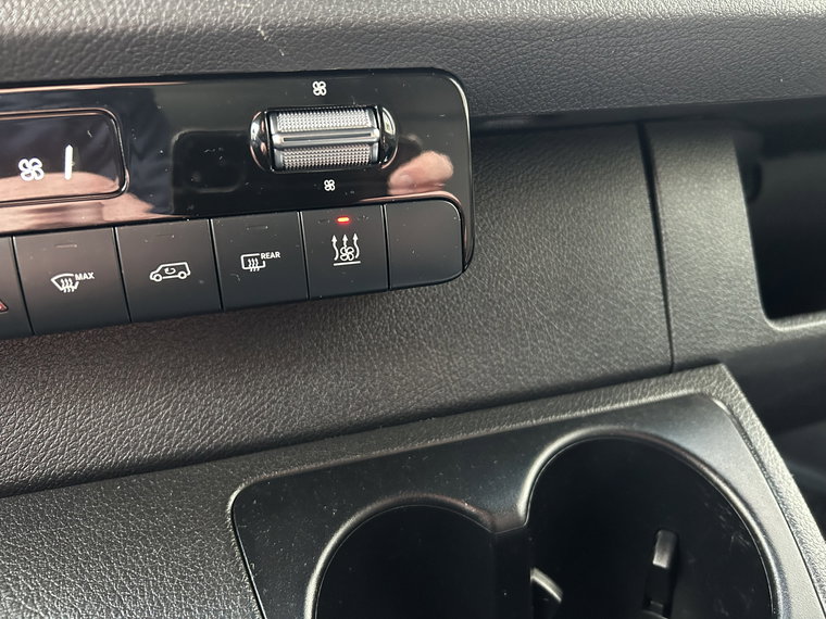 Vehicle Image 27