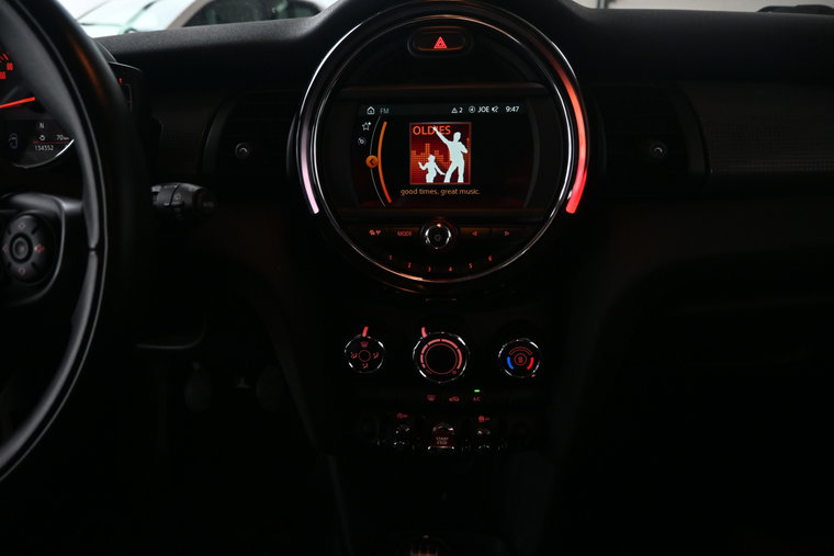Vehicle Image 27