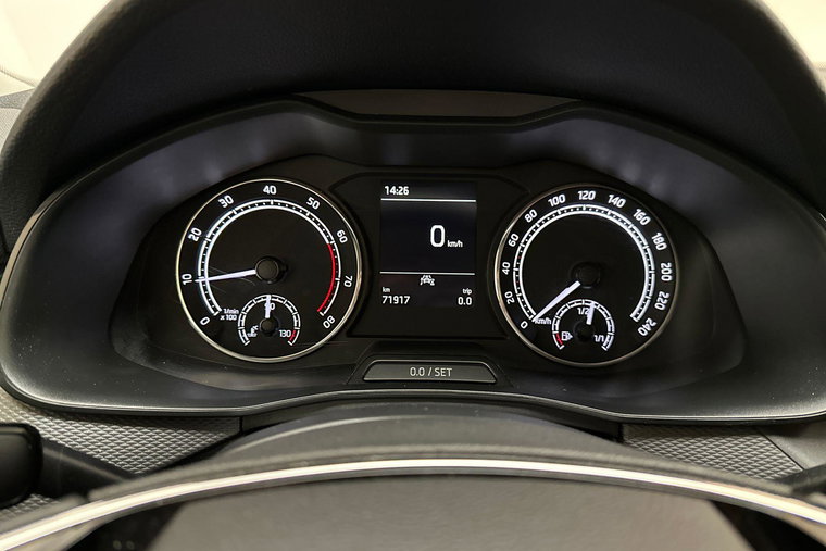 Vehicle Image 19