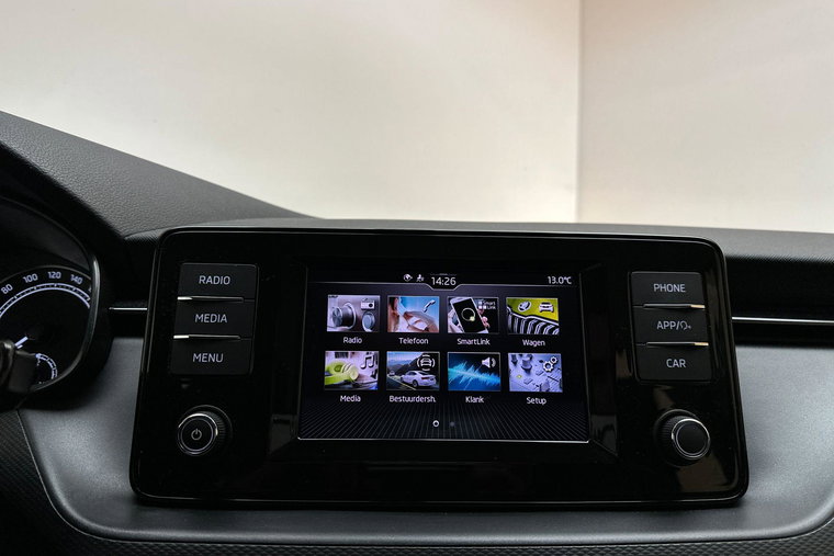 Vehicle Image 21