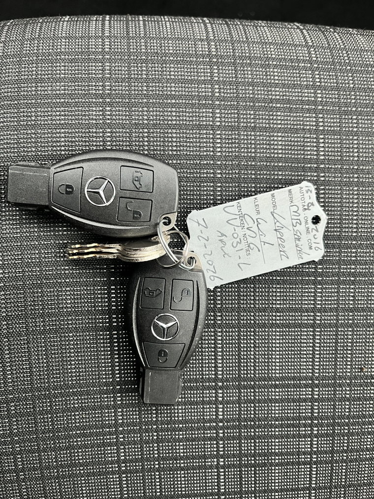 Vehicle Image 33