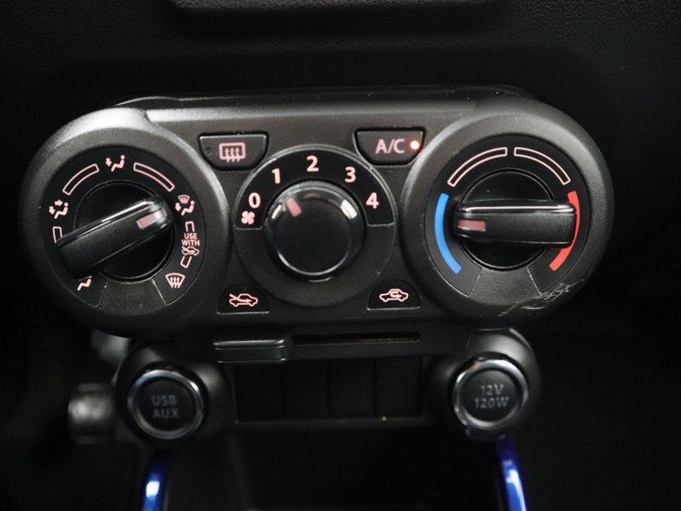 Vehicle Image 22
