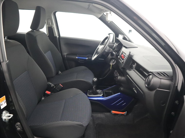 Vehicle Image 32
