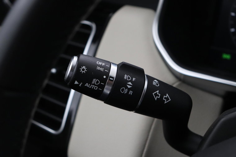 Vehicle Image 36