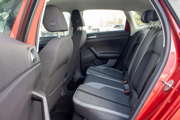 Vehicle Image 31