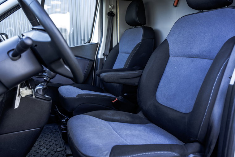 Vehicle Image 12