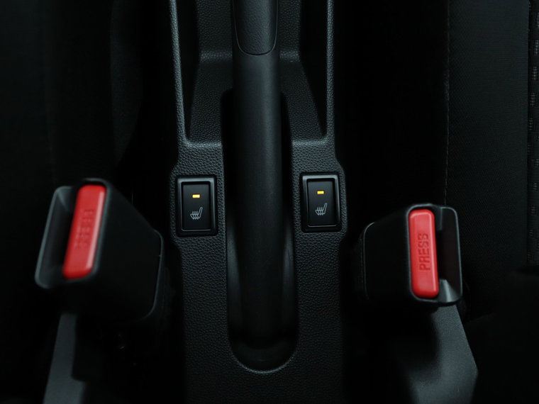 Vehicle Image 24