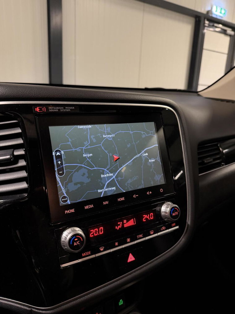 Vehicle Image 39