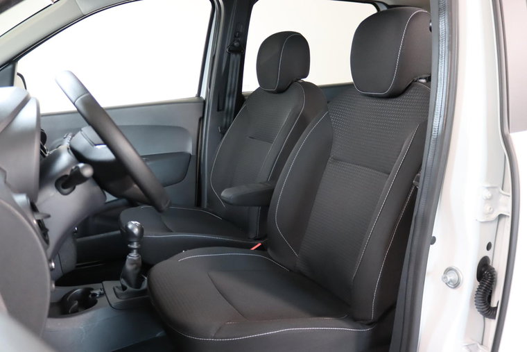 Vehicle Image 20