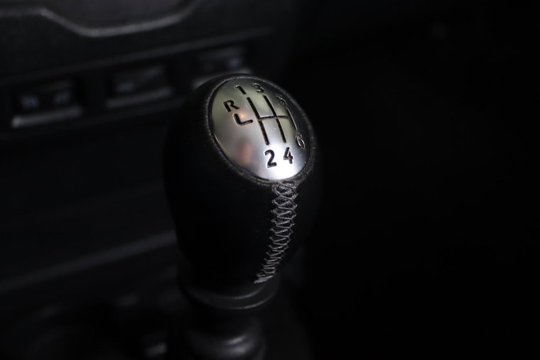Vehicle Image 32