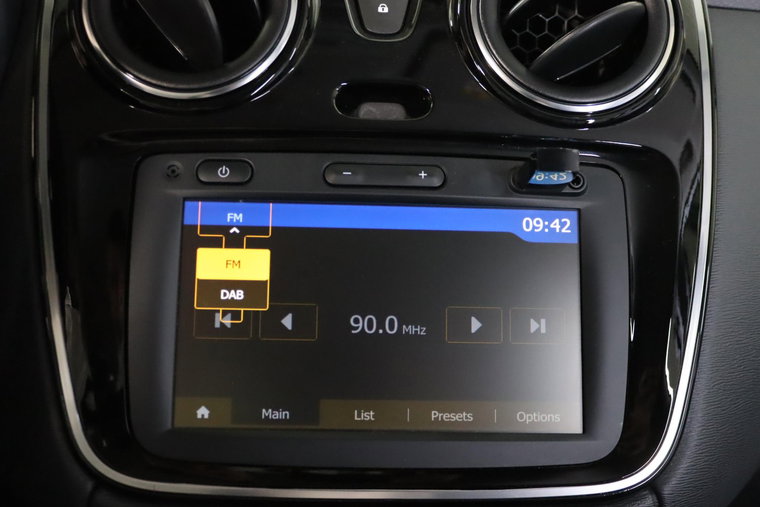 Vehicle Image 36