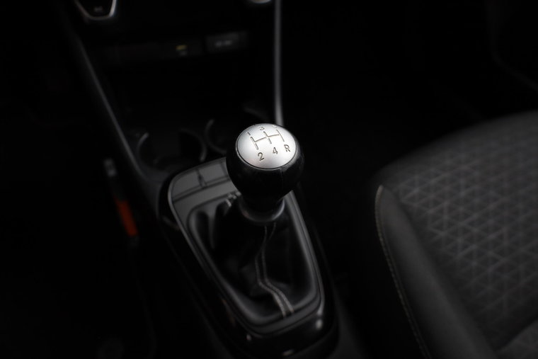 Vehicle Image 17