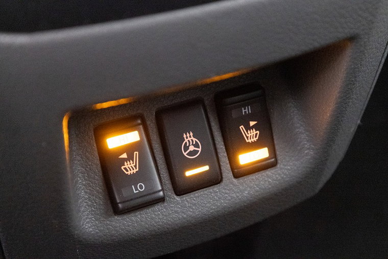 Vehicle Image 16
