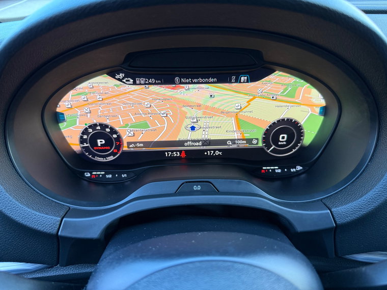 Vehicle Image 35
