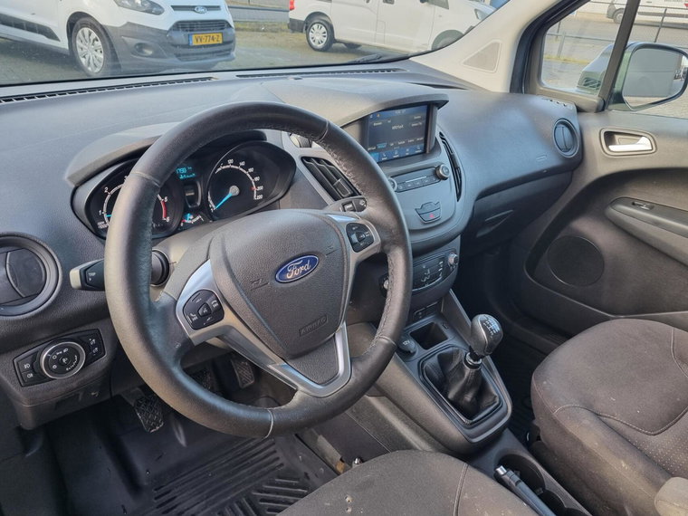 Vehicle Image 22