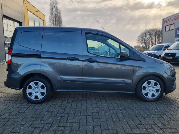 Vehicle Image 23