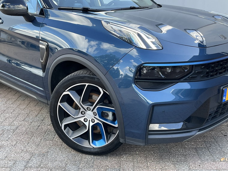 Vehicle Image 30