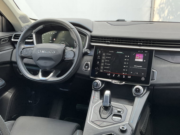 Vehicle Image 41