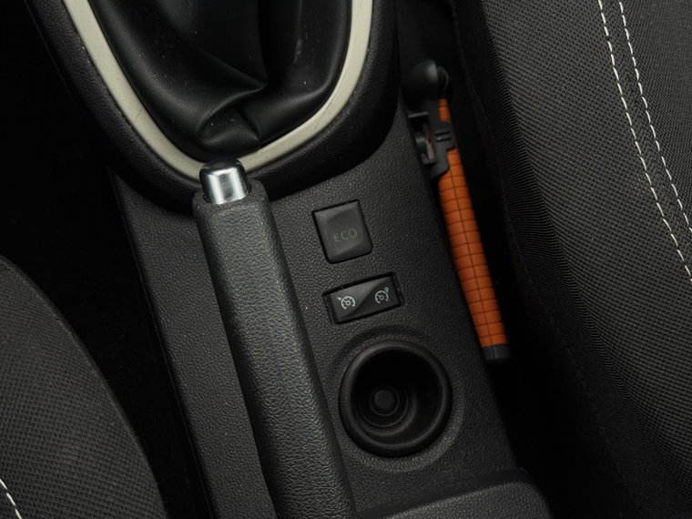 Vehicle Image 26